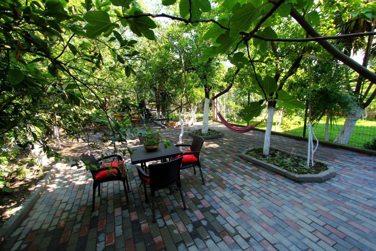 Aparthotel My Home Batumi Exterior photo