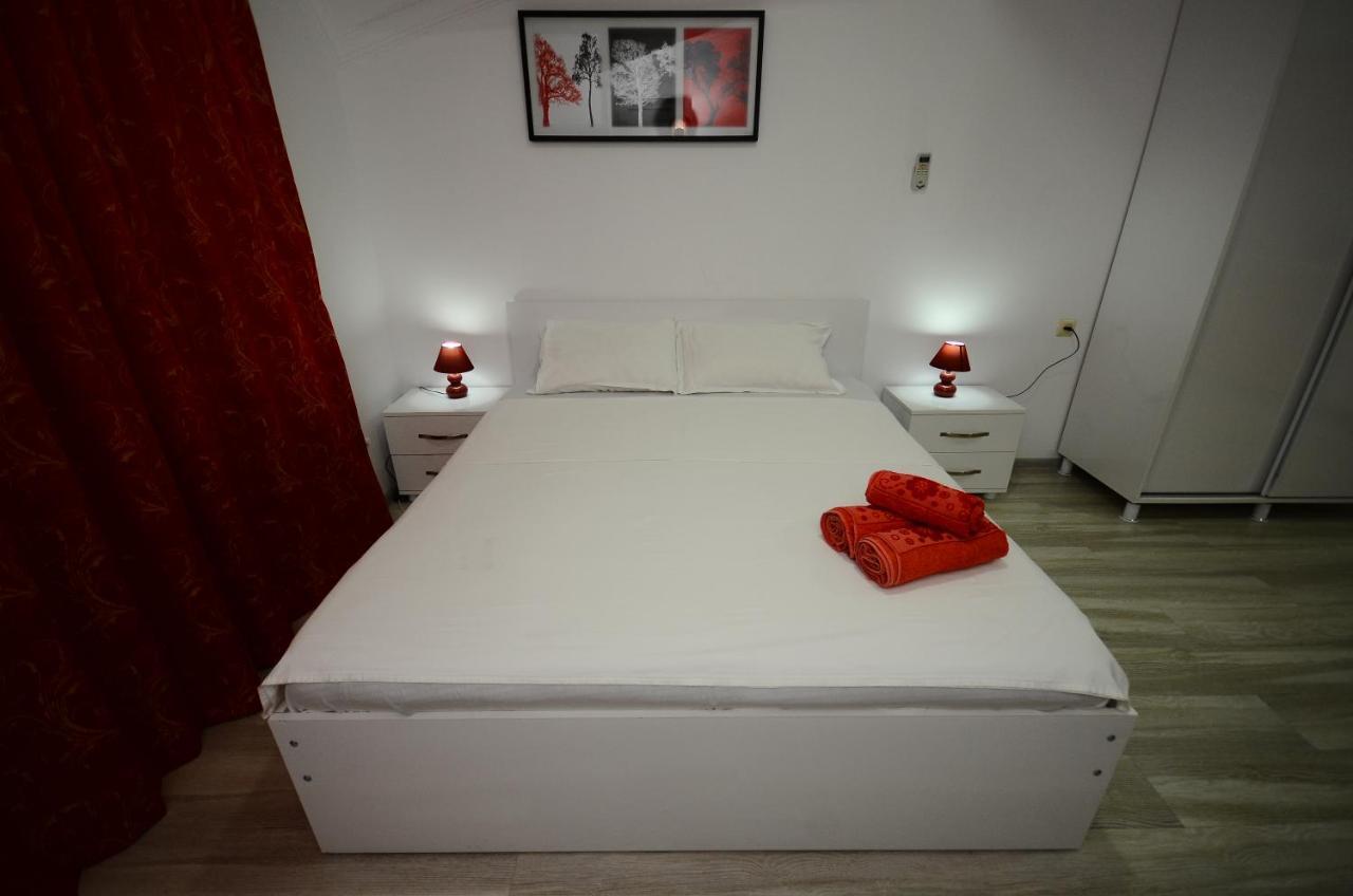Aparthotel My Home Batumi Exterior photo