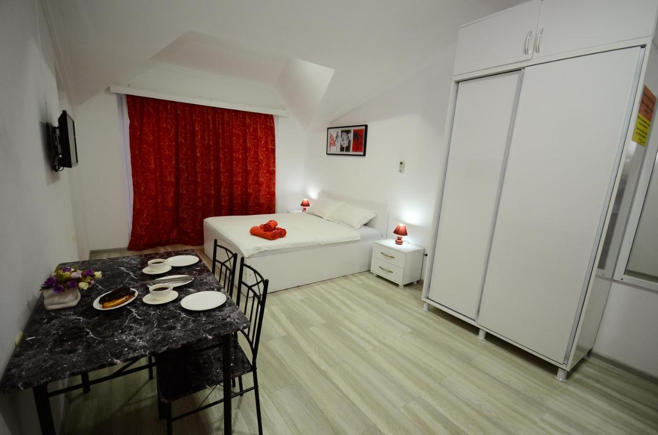 Aparthotel My Home Batumi Exterior photo