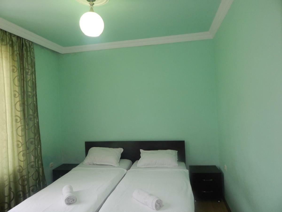 Aparthotel My Home Batumi Exterior photo