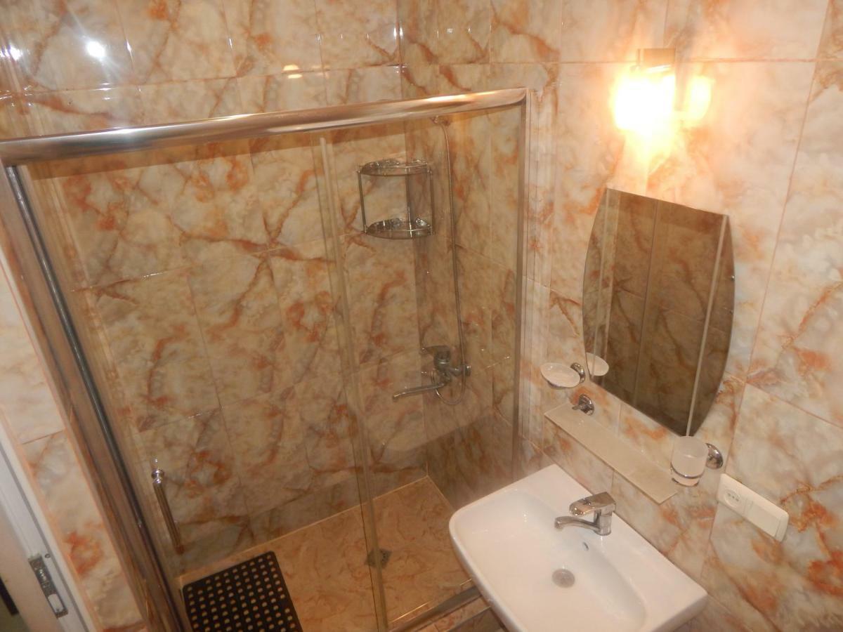 Aparthotel My Home Batumi Exterior photo